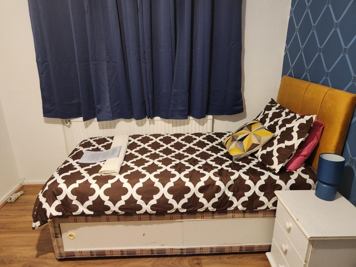 Gatwick Star Night Stay - Gatwick Crawley  Extérieur photo
